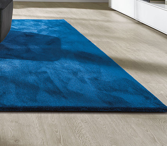 Suuri sininen Jab matto Twinkle, Infinity, Mori, Poesie, Divine, Destiny, Charmy, Silence, Diva, Pebbles, Charmy plus, Earth, Center, Flash, Sky, Genius, Chill, Poesie, Nature, Pearl, Yak, Forward. kokolattiamatto, pyöreä matto.