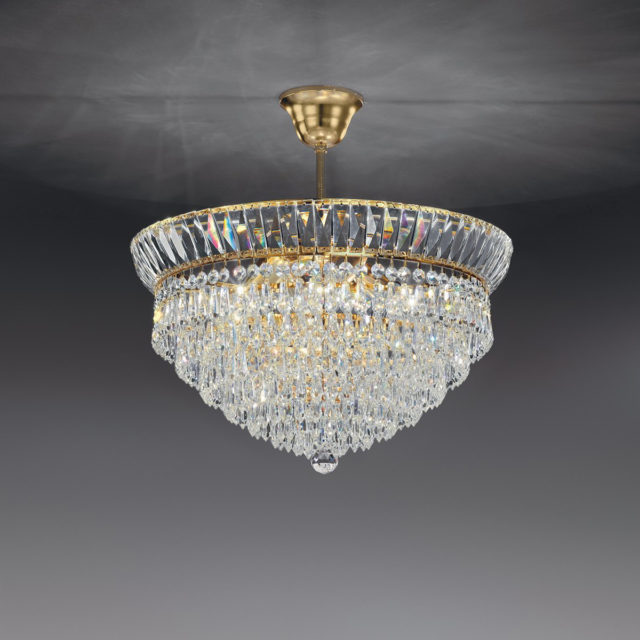 Kristalliplafondi varrella