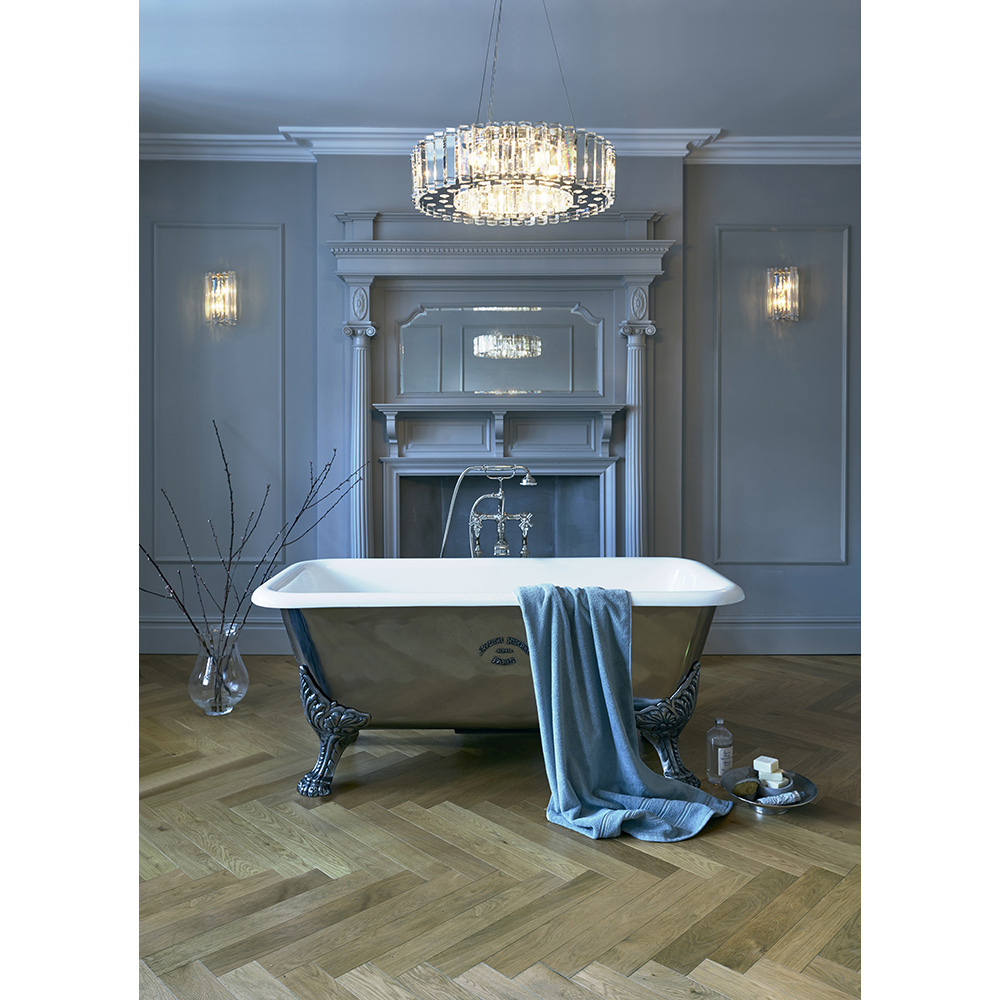 Kristallivalaisin-kylpparissa | Sisustusliike Portiikki Kristallivalaisin kylppariin.