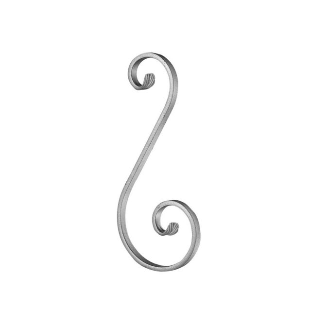 Päistään taottu S-koriste