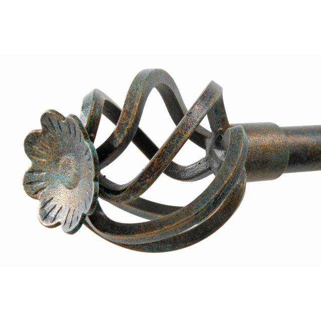 Antiikinvihreä takorautainen verhotanko, takorauta verthotanko.